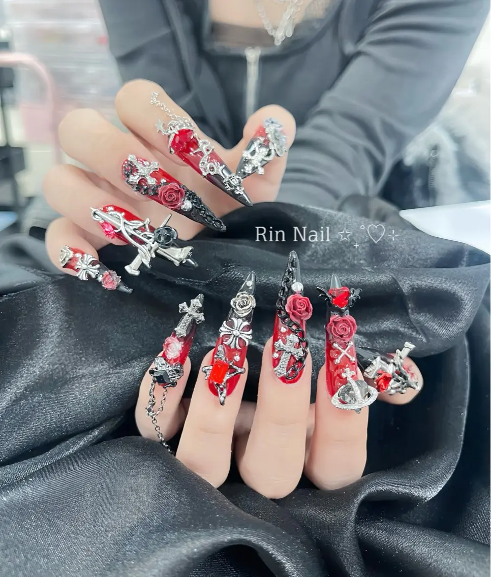 ネイル アートネイル チークネイル ジェルネイル ロングネイル マグネットネイル ハンドネイル Rin Nail 新大久保店のネイルデザイン