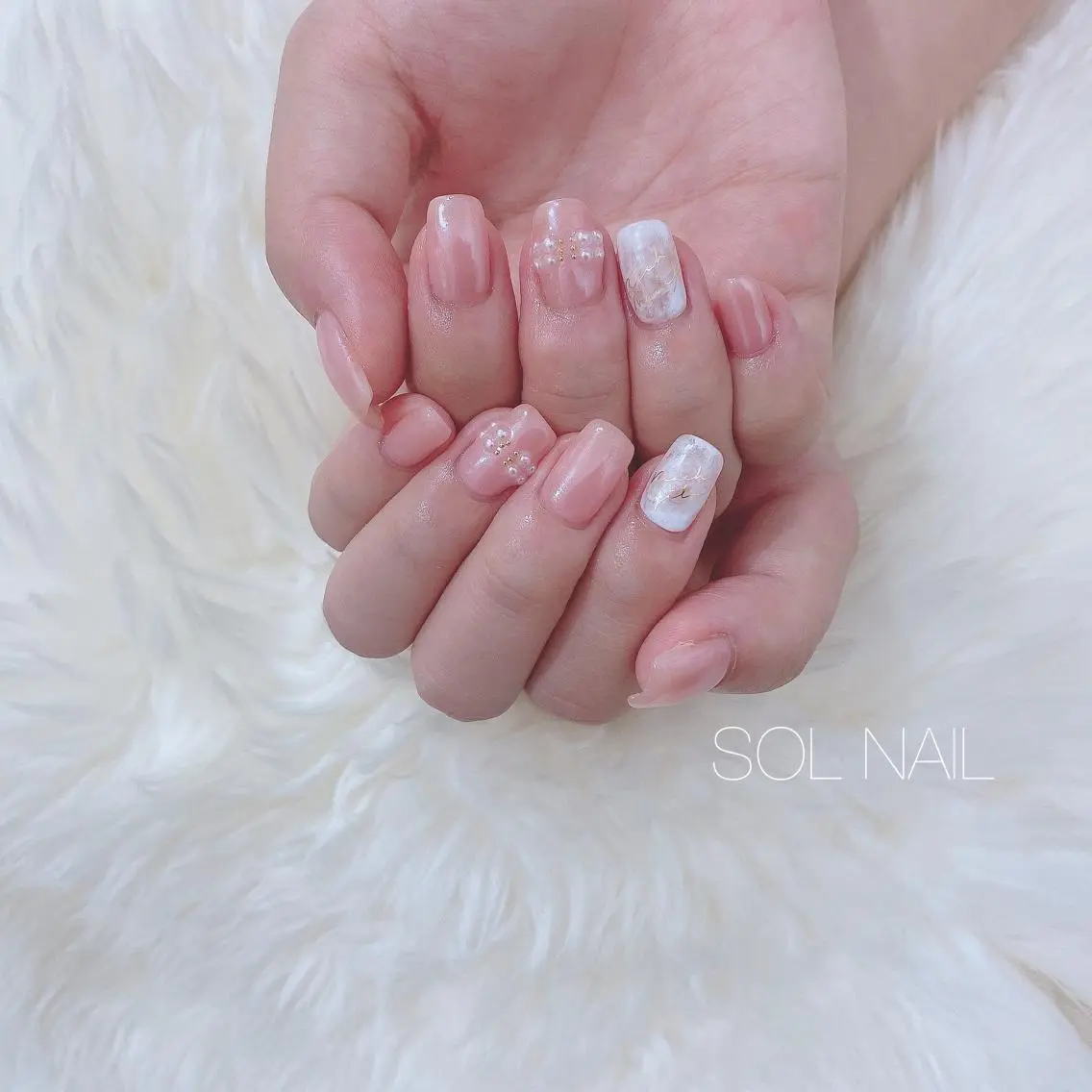 ネイル ミラーネイル SOL NAILのネイルデザイン