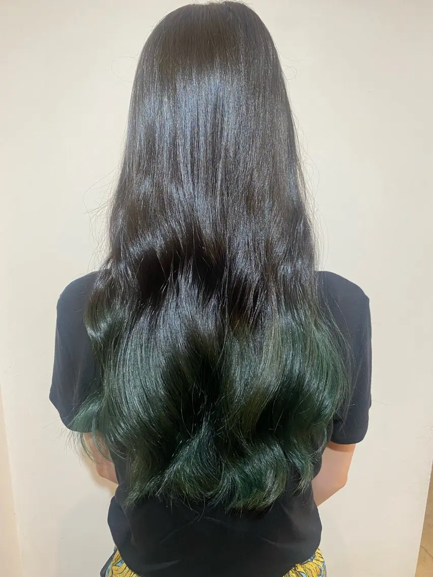ロング COLO✨️ 白川綺香のヘアスタイル