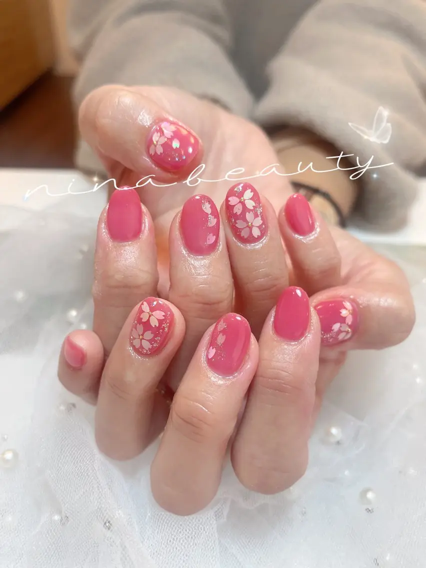 ミディアム nina beautyのネイルデザイン