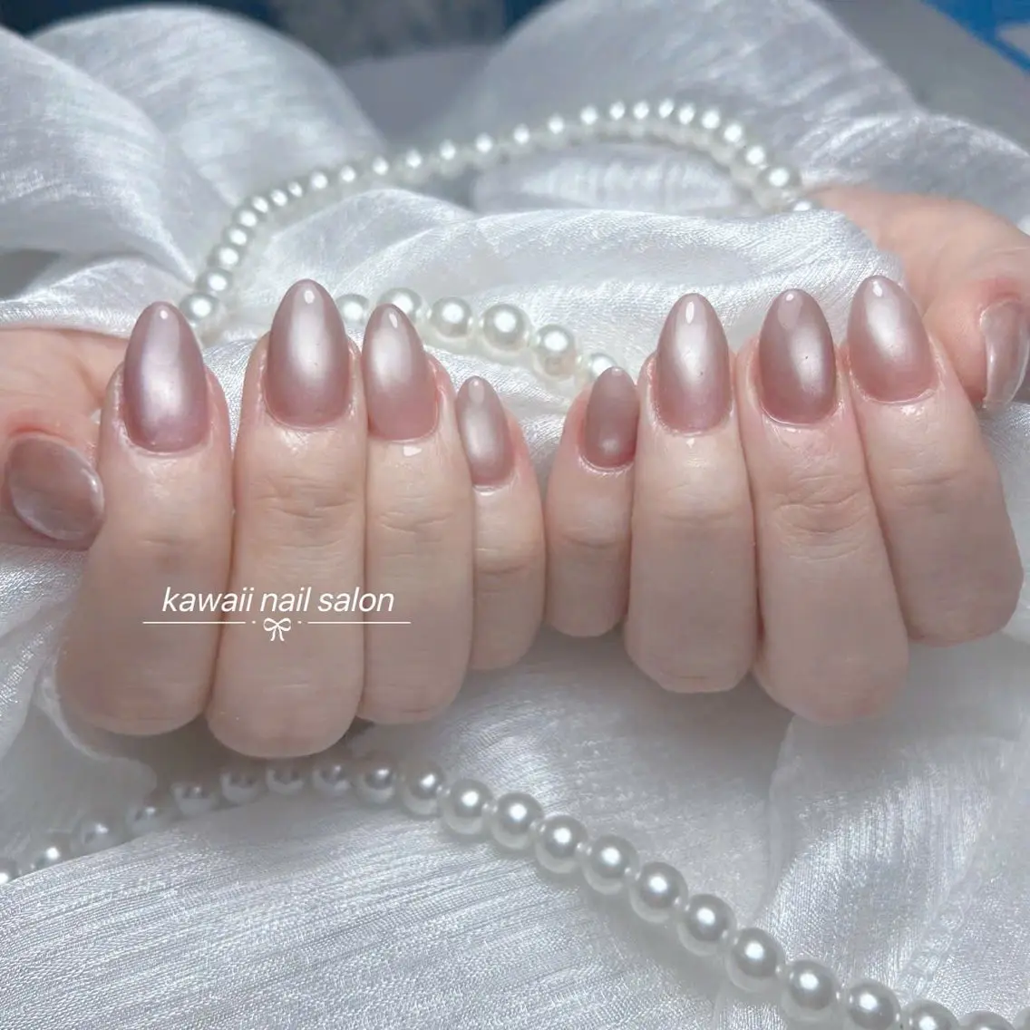 ネイル ドット フレンチネイル 韓国ネイル マグネットネイル オフィスネイル Kawaii Nail Salonのネイルデザイン