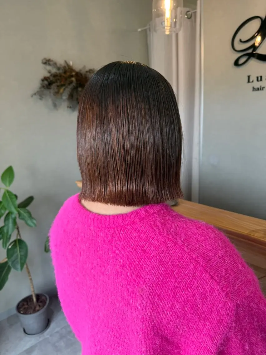 ショート 切りっぱなしボブ ボブ 縮毛矯正 カット 縮毛矯正 トリートメント HIYORI / luanaのヘアスタイル