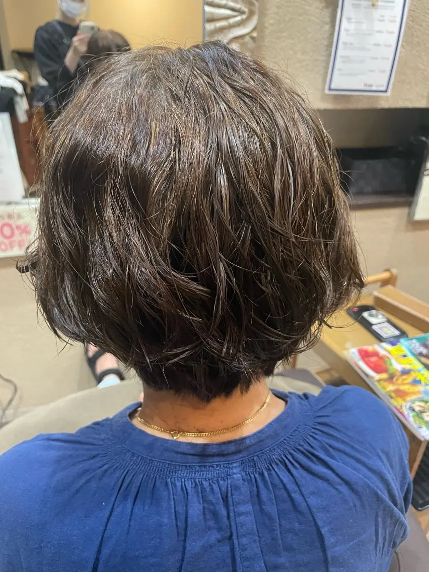 ショート パーマ カット パーマ 勘場 万菜華のヘアスタイル