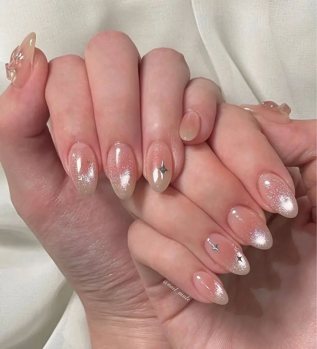 ネイル チークネイル フレンチネイル グラデーション 韓国ネイル マグネットネイル Hana Nailのネイルデザイン