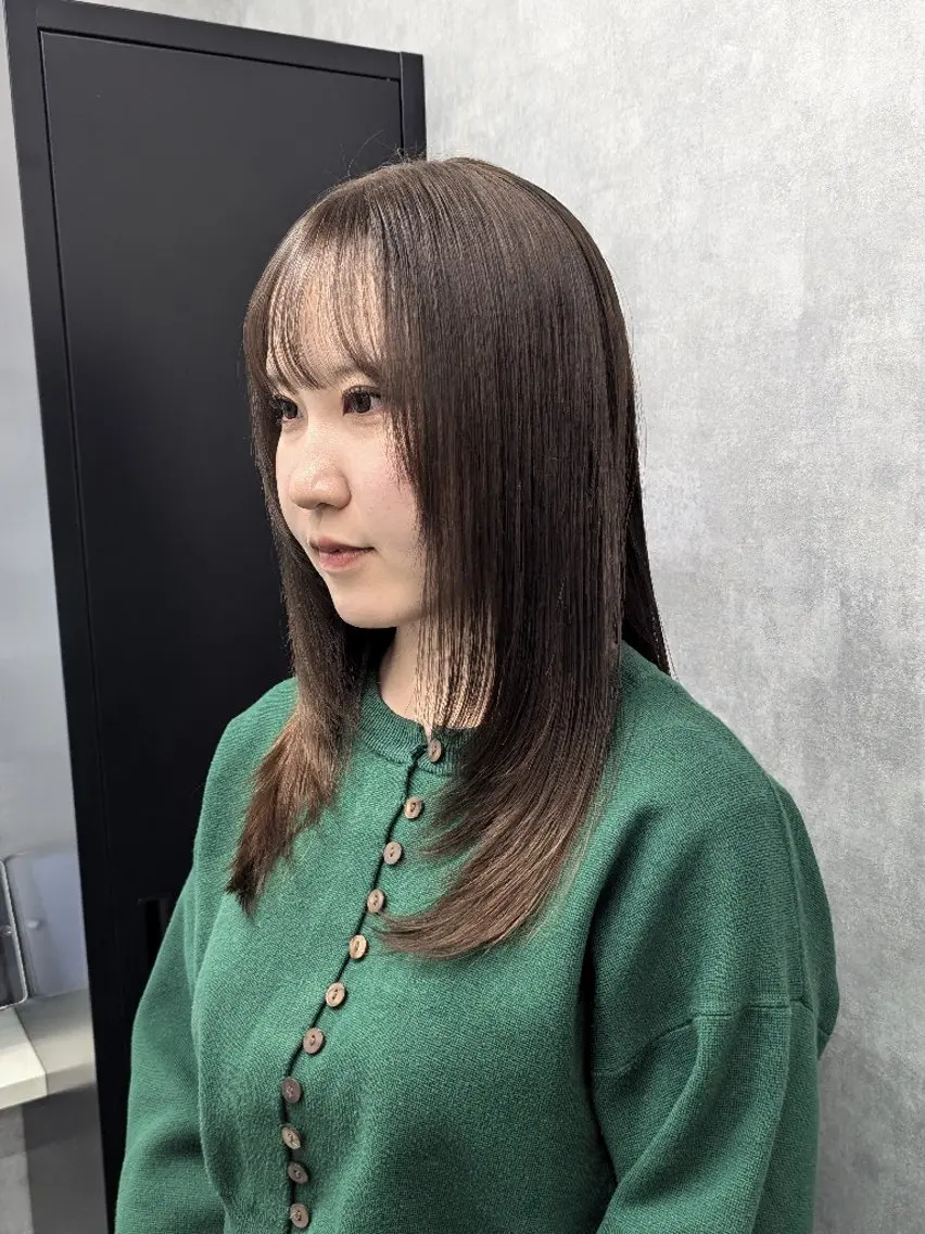 セミロング カラー アッシュ ベージュカラー カット ヘアカラー トリートメント 🏹MIYU￤抜け感 ×柔らかカラーのヘアスタイル