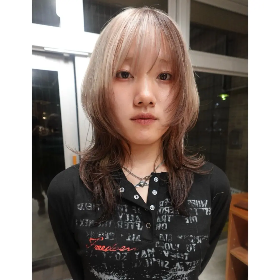 セミロング カラー ヘアカラー カエデ🦔 ボブショート・メンズのヘアスタイル