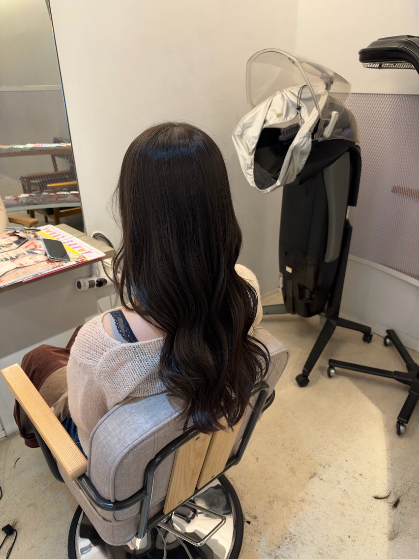 ロング カラー カット ヘアカラー 真鍋 月音のヘアスタイル