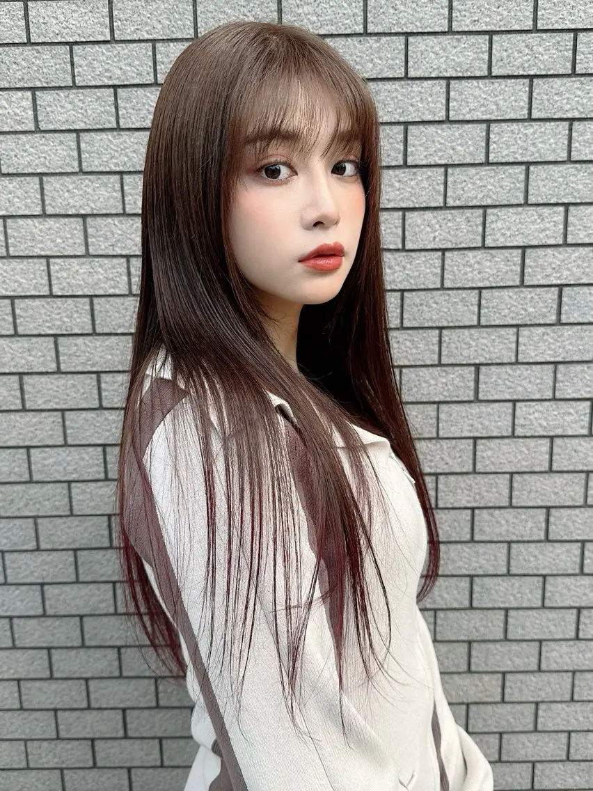 ロング カラー グラデーションカラー 髪質改善 トリートメント 汐見 悠佑のヘアスタイル