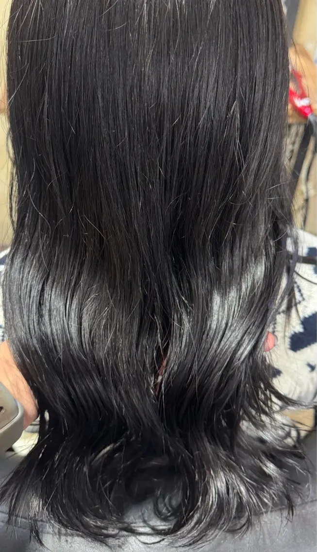 セミロング カラー ヘアカラー 艶カラー🎀 YUUKAのヘアスタイル