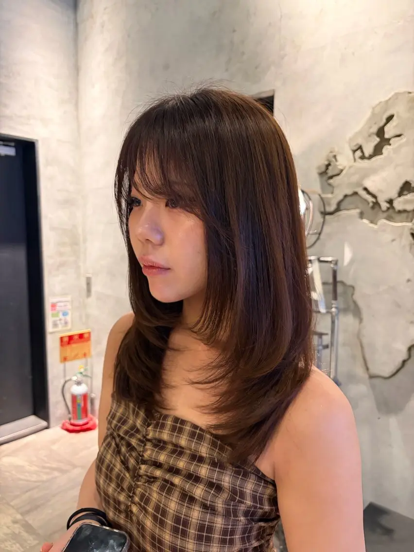 セミロング カット 🫧 Manaka🫧のヘアスタイル