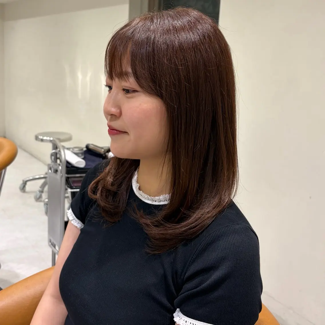 セミロング カラー ヘアアレンジ 内大久保 列夏のヘアスタイル