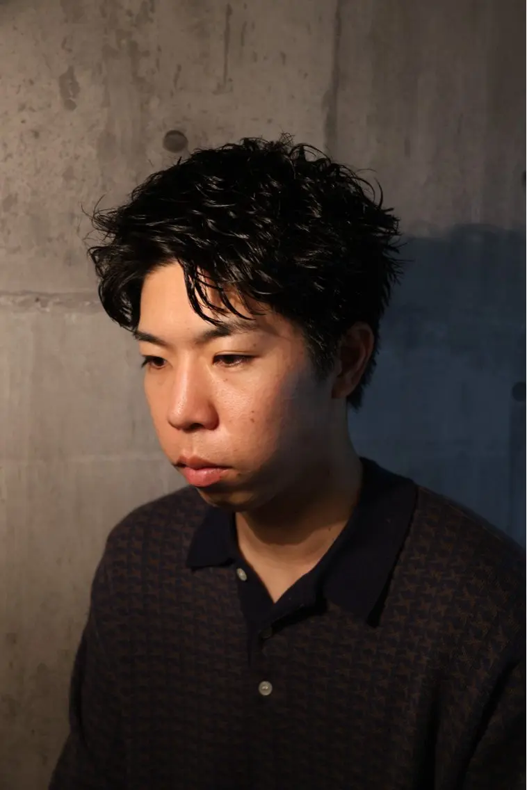 ショート パーマ メンズ 大阪梅田メンズサロン メンズパーマ荒川琢磨のヘアスタイル
