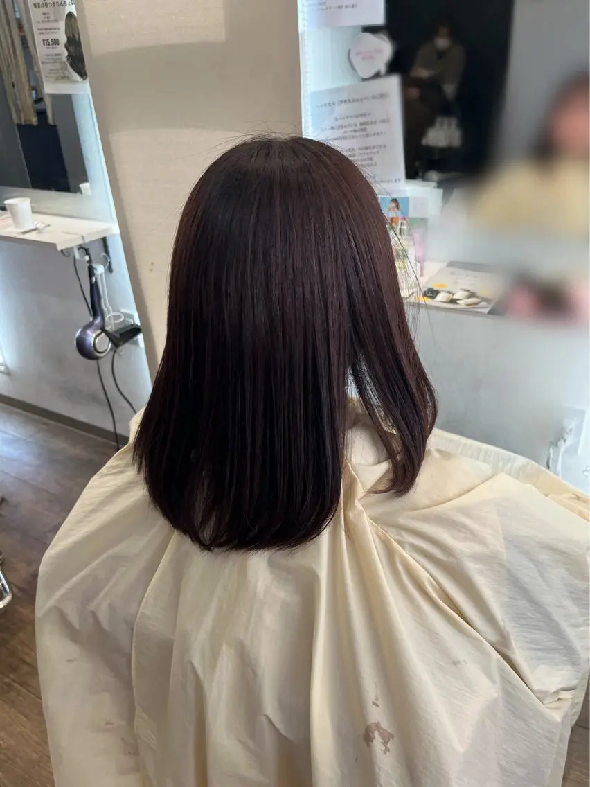 ミディアム 廣川 真梨乃のヘアスタイル
