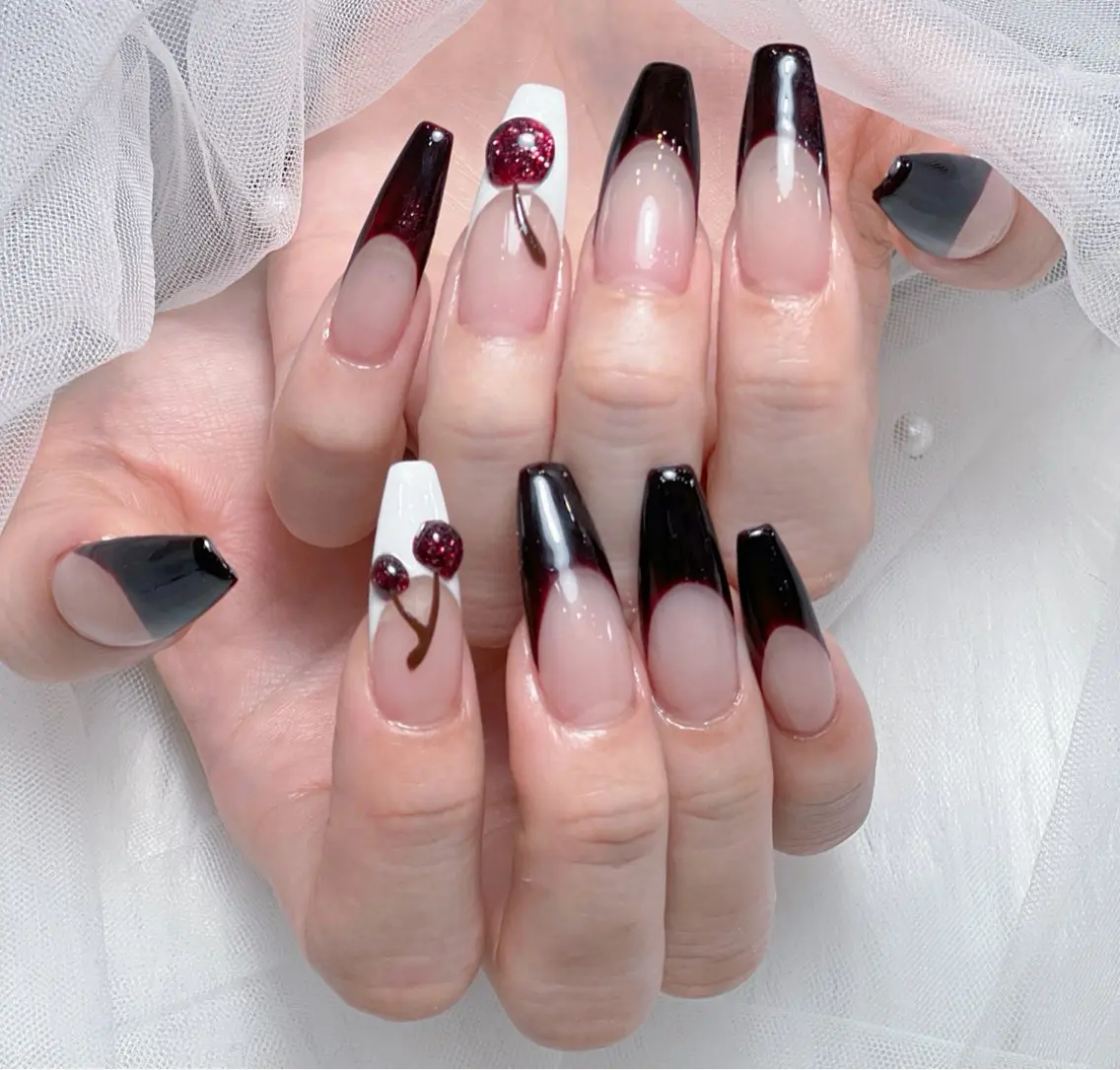 ネイル アートネイル オーロラネイル チークネイル 長さ出し フットネイル Miya _nailのネイルデザイン