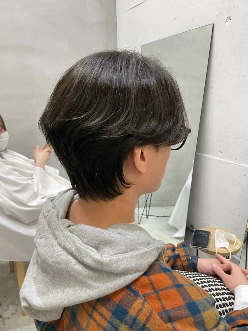 メンズ センターパート fuka モデル募集のヘアスタイル