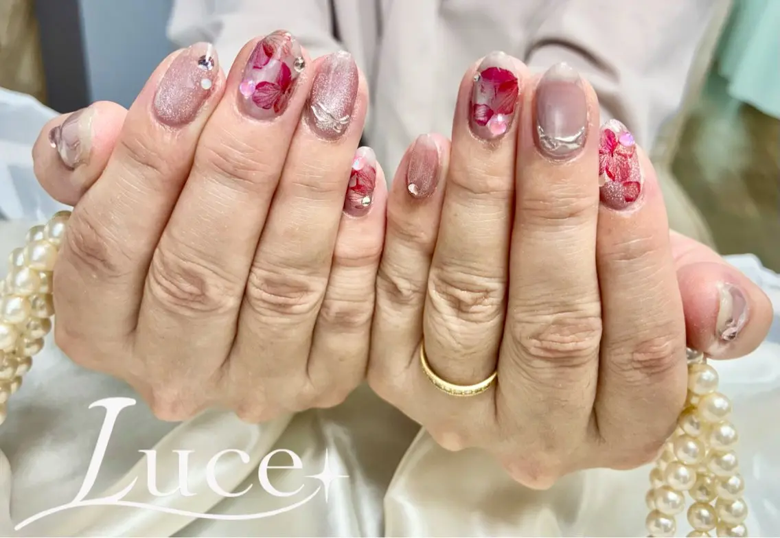 ネイル NAIL Luceのネイルデザイン