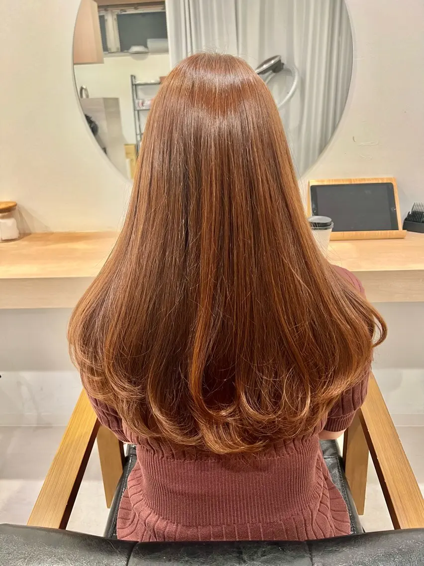 ロング カラー 福井 茉菜美のヘアスタイル