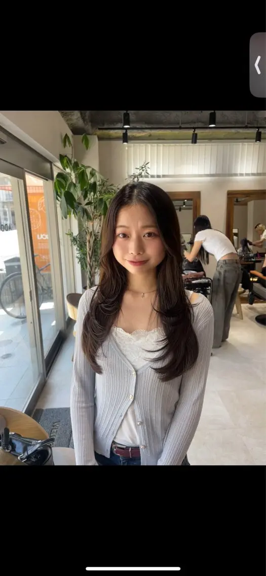 ロング カラー ロングレイヤー レイヤーカット ロング カット ヘアカラー 🍑透明感トレンド カラー🍑のヘアスタイル