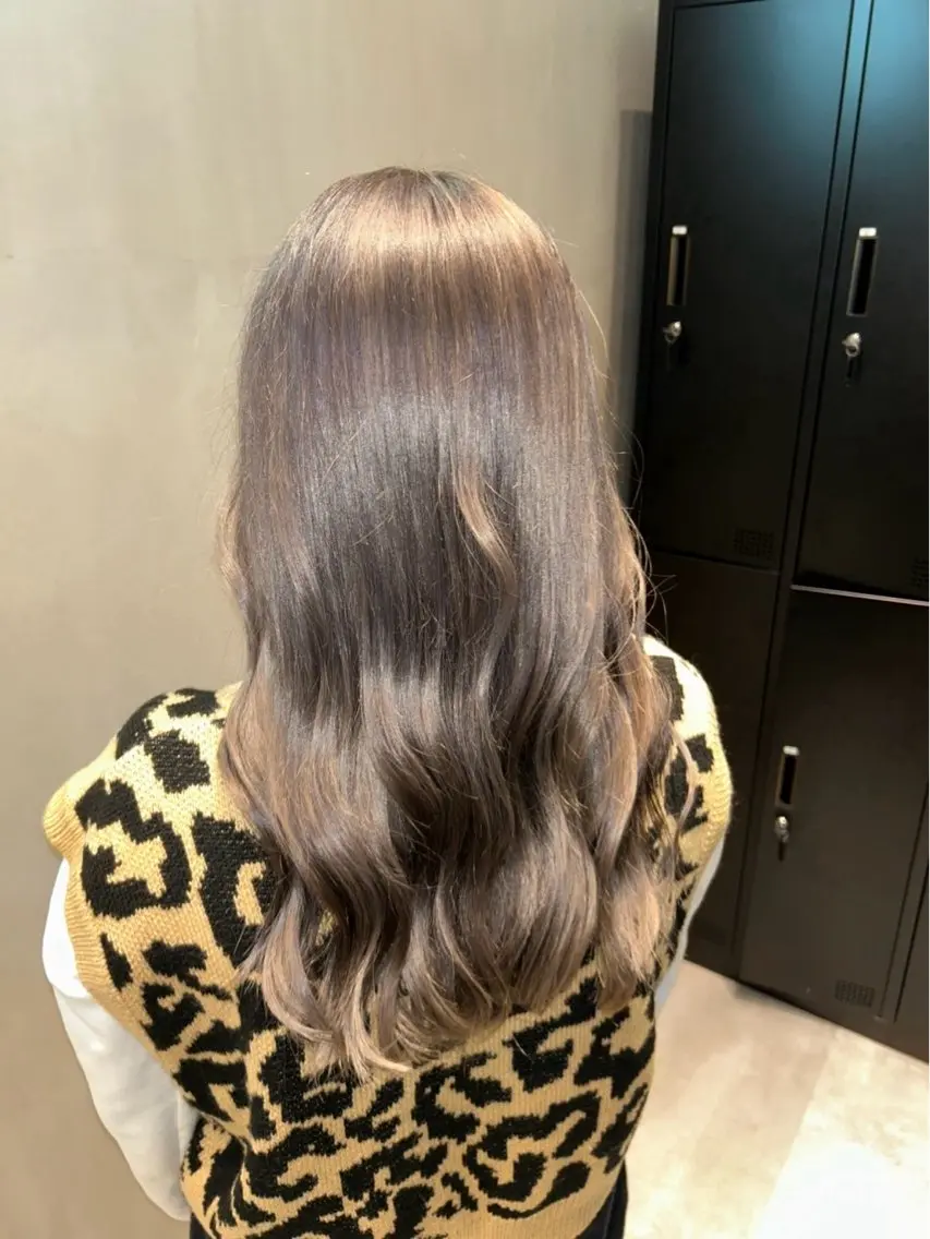 ロング カラー ブリーチ ダブルカラー ヘアカラー 阿部野 明優梨のヘアスタイル