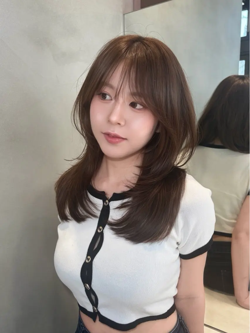 ミディアム カット トリートメント 韓国レイヤー 🤎🦋Harisのヘアスタイル