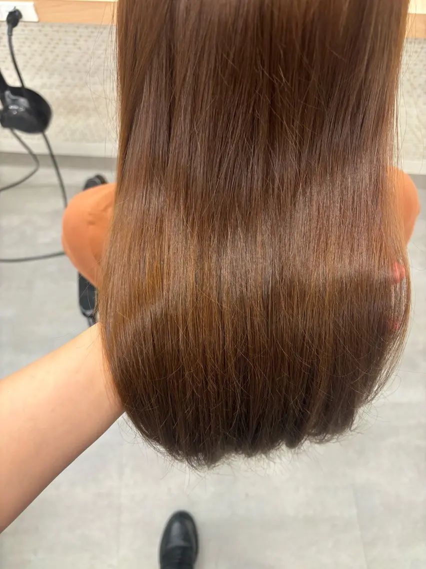 セミロング カラー ヘアアレンジ universe Mizuki🎀のヘアスタイル