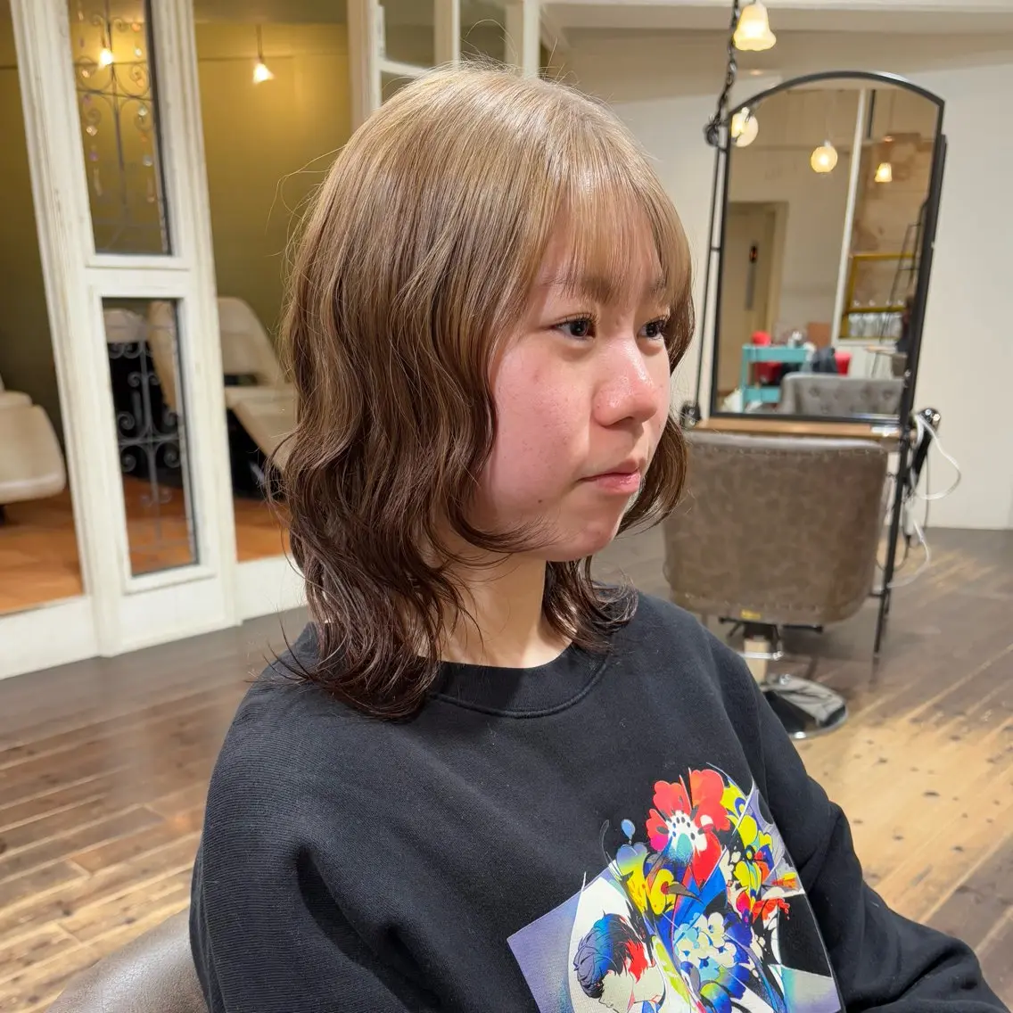 ミディアム カラー ベージュカラー ブラウンカラー ペールベージュ パ ルのヘアスタイル