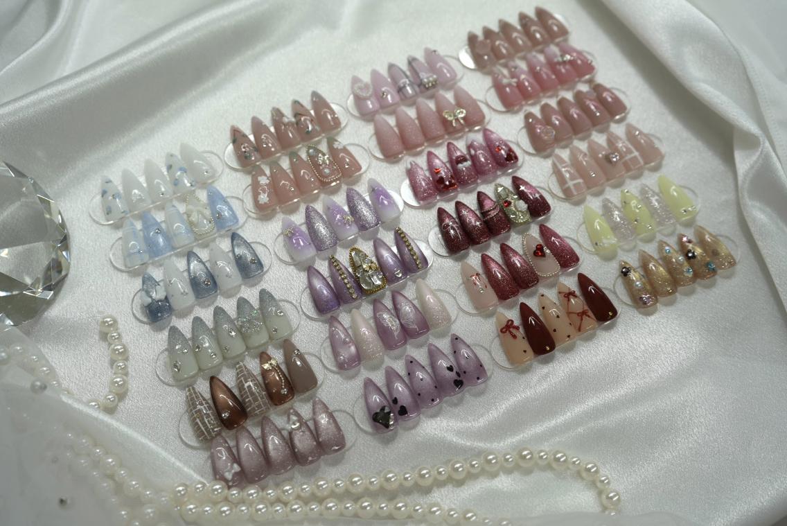 ネイル Lumee Ayakaのネイルデザイン