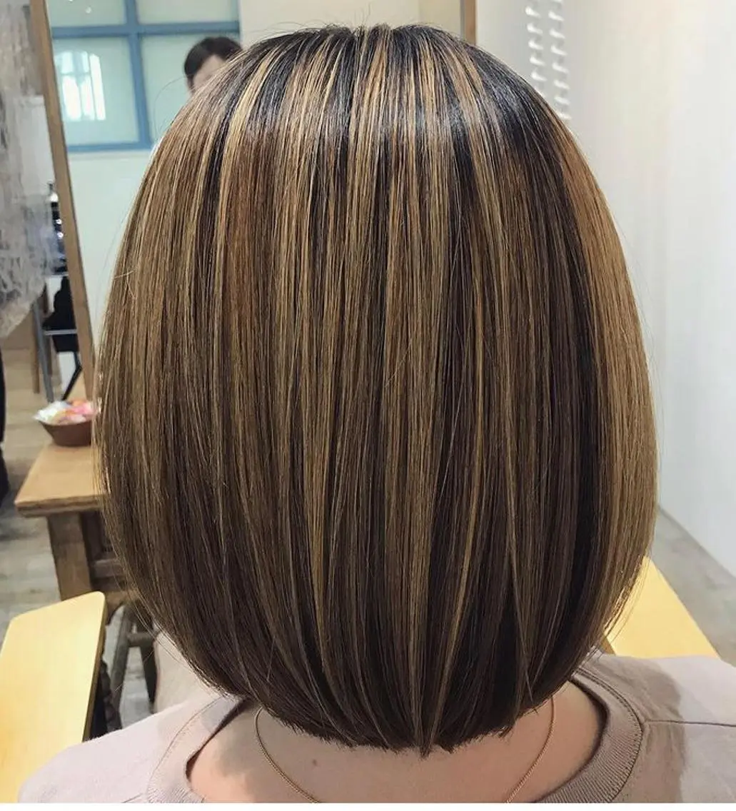 ショート ハイライト 横浜関内髪質改善 re:Magoのヘアスタイル