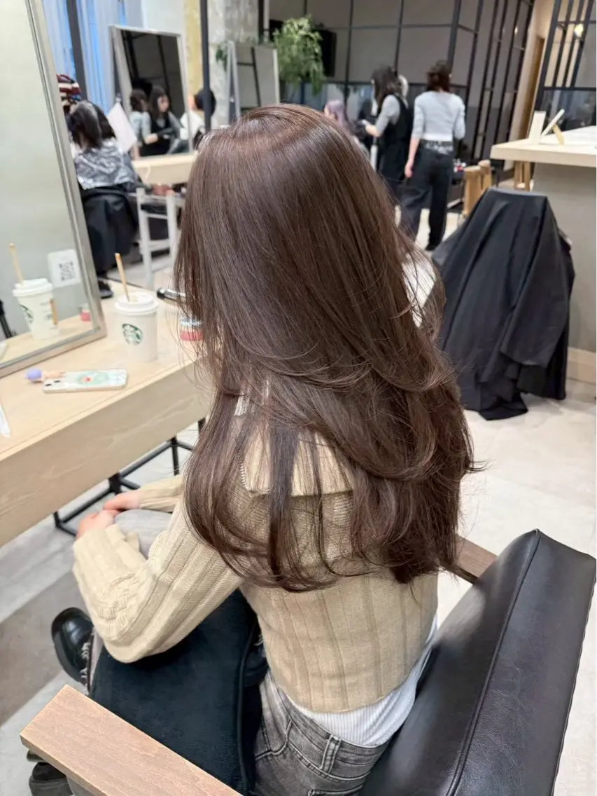 ロング トリートメント 韓国風￤透明感カラー ‎🤍￤mioのヘアスタイル