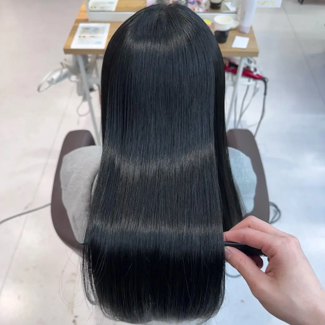 ロング 縮毛矯正 透明感カラー💫 Katsukiのヘアスタイル