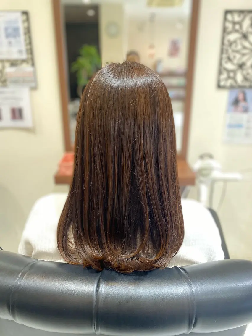 ロング カラー ベージュカラー カット ヘアカラー Aphrodite 横手 亜紀のヘアスタイル