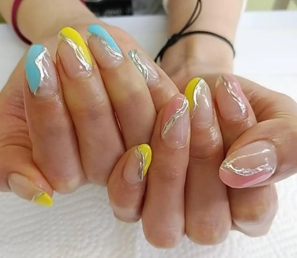 ネイル ミラーネイル パステルネイル プライベートサロン Rosy Lilyのネイルデザイン