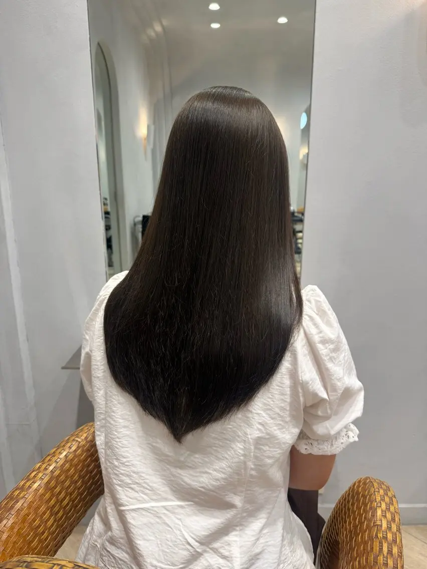 ロング カラー ヘアカラー ヒジオカ リナのヘアスタイル