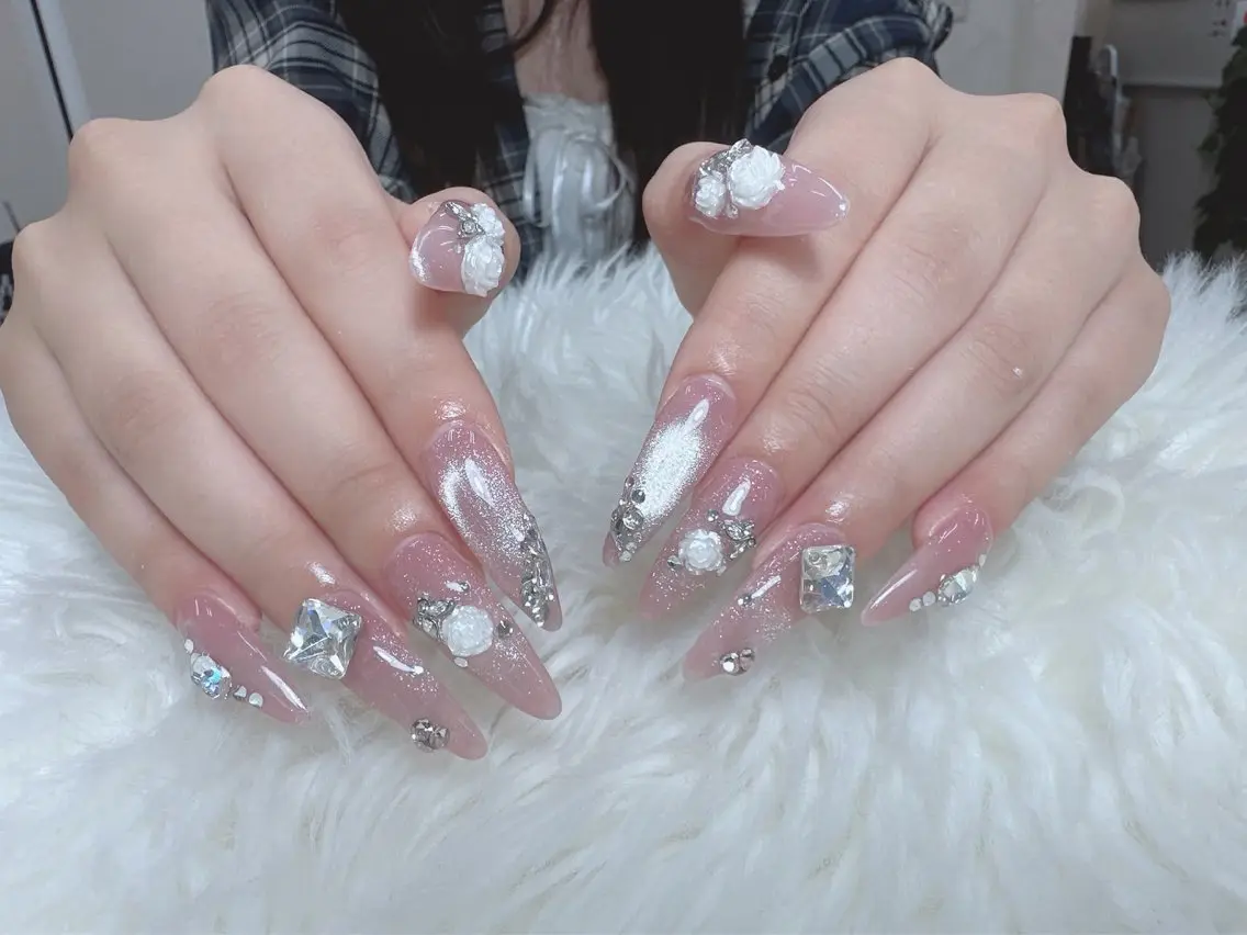 ネイル 水色 マグネットネイル ニュアンスネイル オフィスネイル ワンカラーネイル ハンドネイル Squen Nail shinjukuのネイルデザイン
