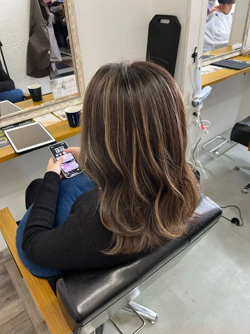 セミロング ヘアカラー 井上椋介 【Recharme】のヘアスタイル