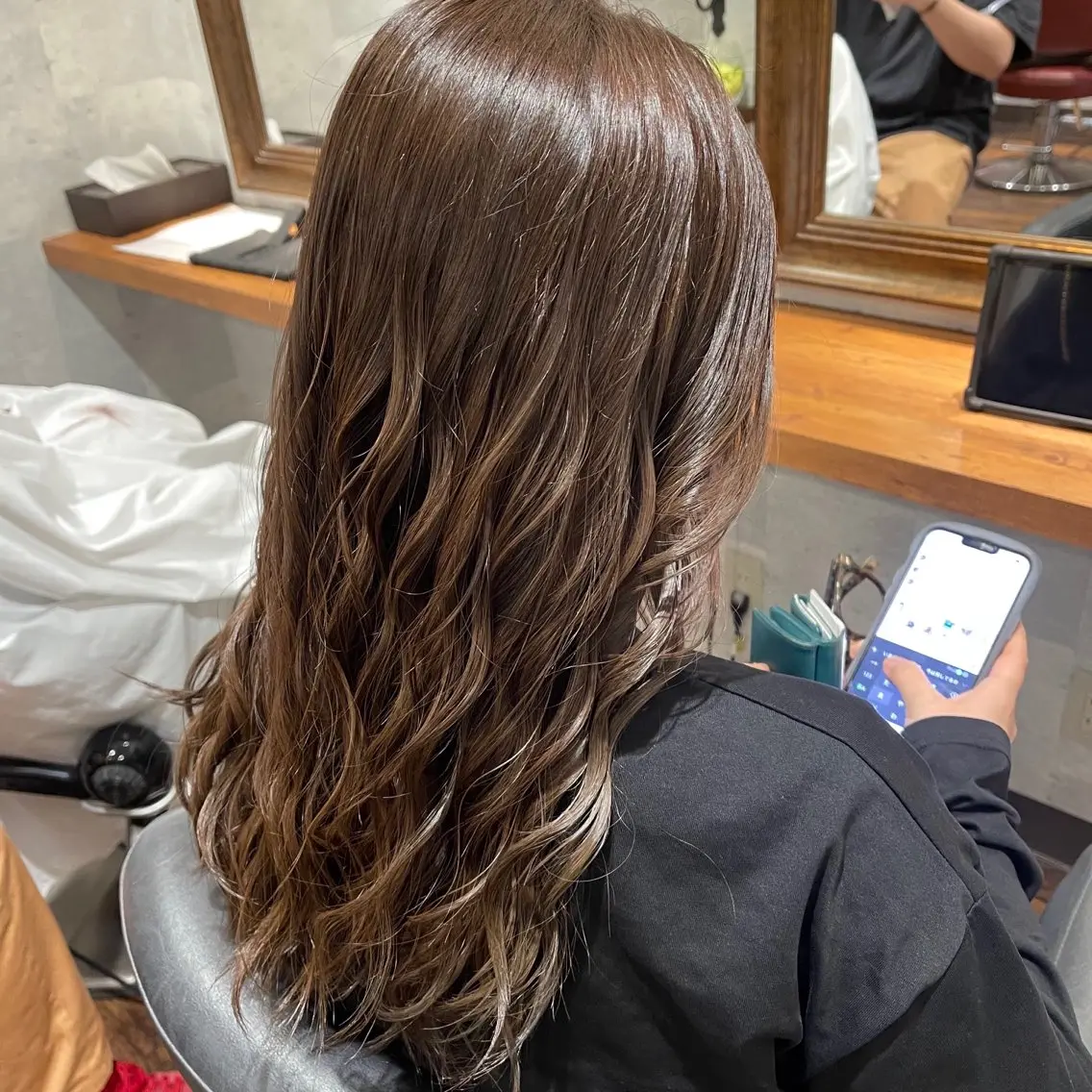 ロング カラー ブリーチ 透明感カラー ブリーチなしカラー ヘアカラー 縮毛髪質改善カケル 透明感カラー✨のヘアスタイル