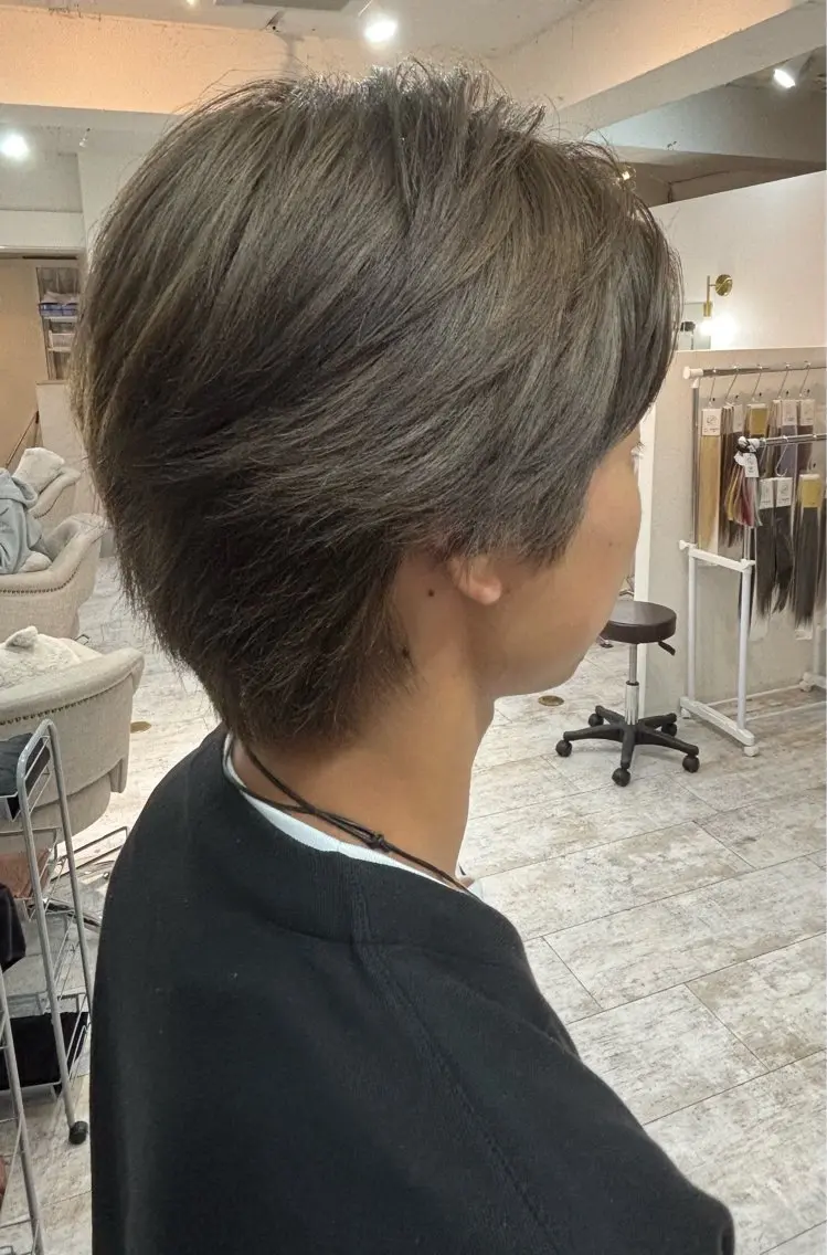 カラー メンズ グレージュ piLLon mayuのヘアスタイル