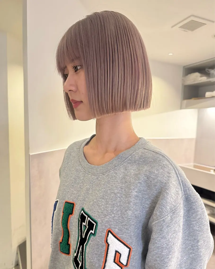 カット + ケアブリーチダブルカラー + ケアトリートメントの写真