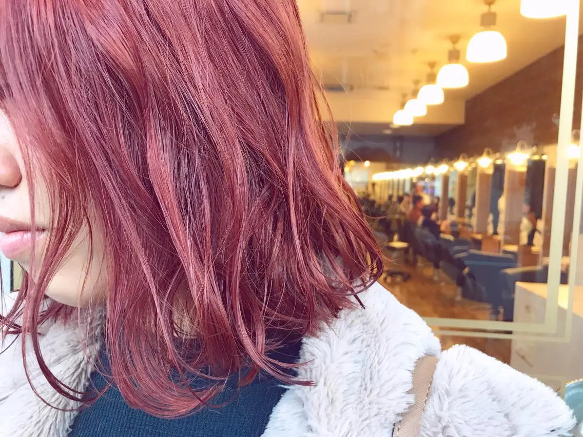ミディアム カラー ヘアアレンジ マツエク・マツパ カシス Kawaguchi Arisaのヘアスタイル