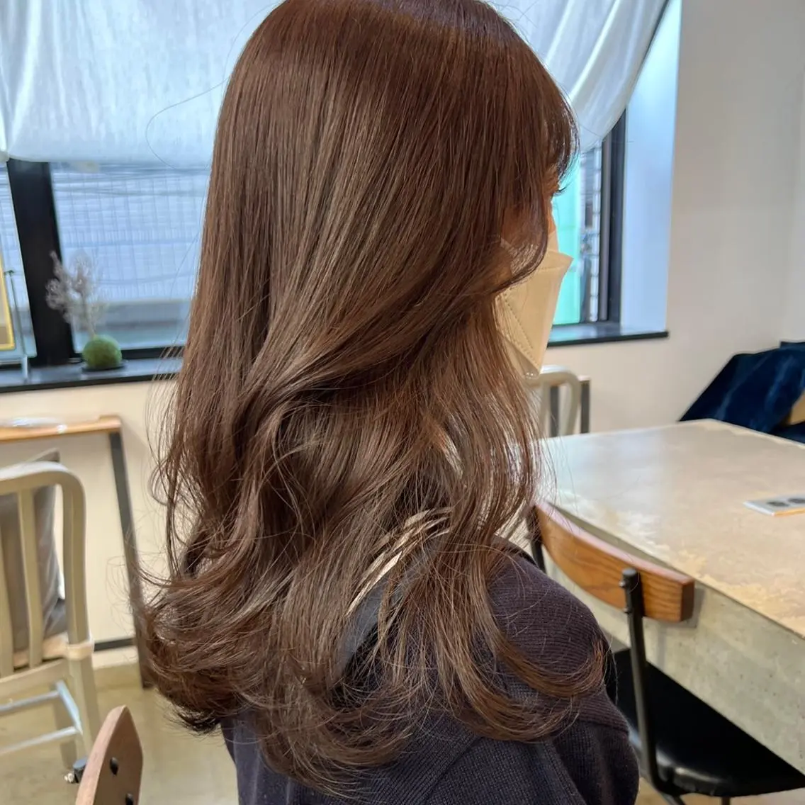 セミロング カラー ベージュカラー ブラウンカラー 顔まわりカット✨艶髪 ✨髪質改善✨伴響佳のヘアスタイル