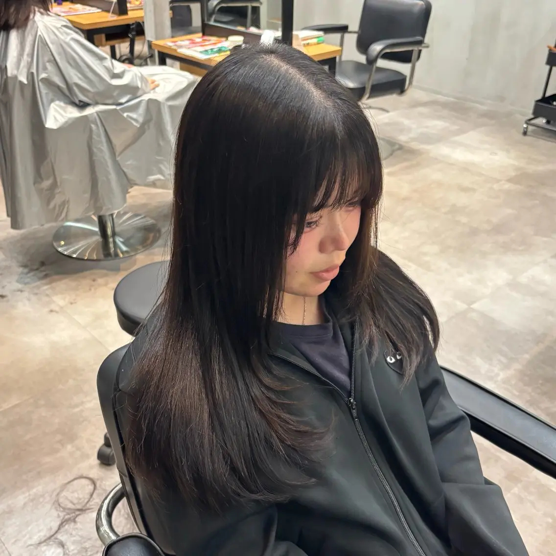 ロング 顔まわりレイヤー 顔周りカット レイヤーカット カット 片平 帆香のヘアスタイル
