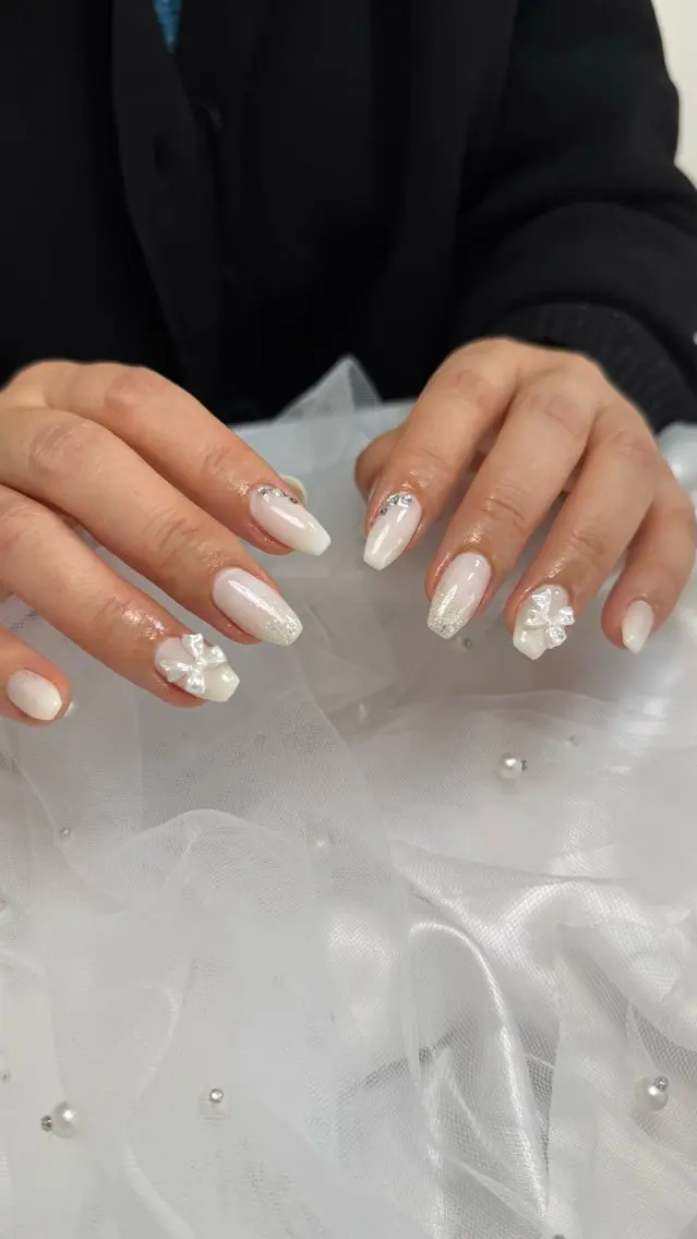 ネイル ホワイト andK nail salonのネイルデザイン