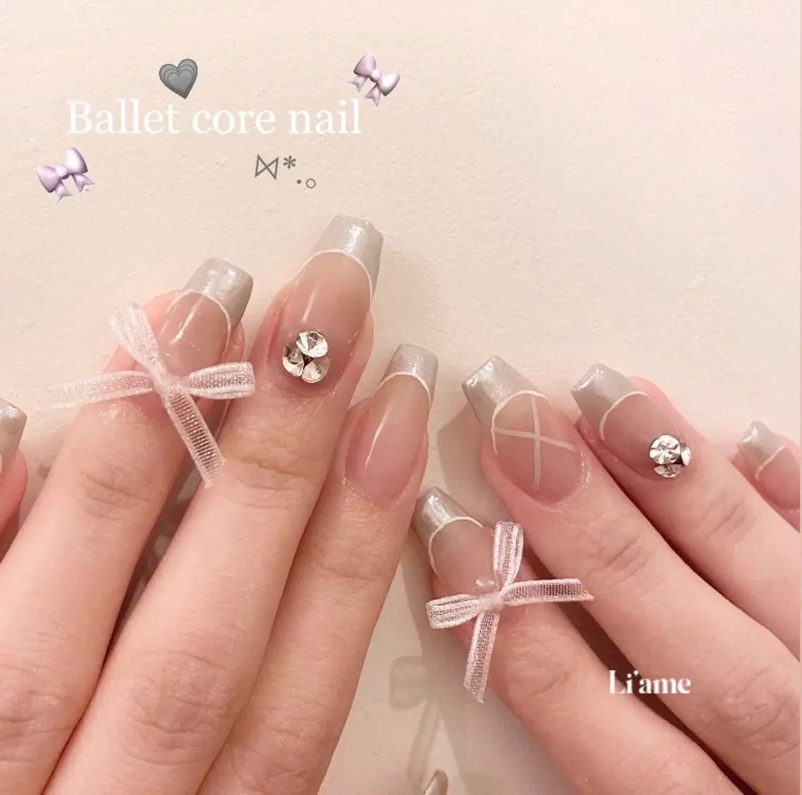 ネイル ハンドネイル Luna 【Li'ame】のネイルデザイン