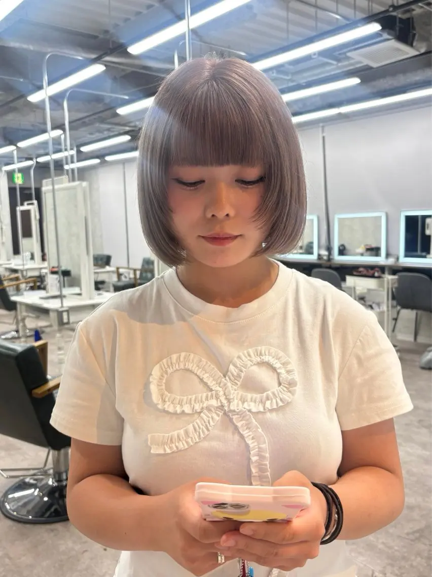 【🔥迷ったらコレ🔥】カット➕ブリーチ2回➕オンカラー➕1stepトリートメント🤍ハイトーンにしたい方必見✨の写真