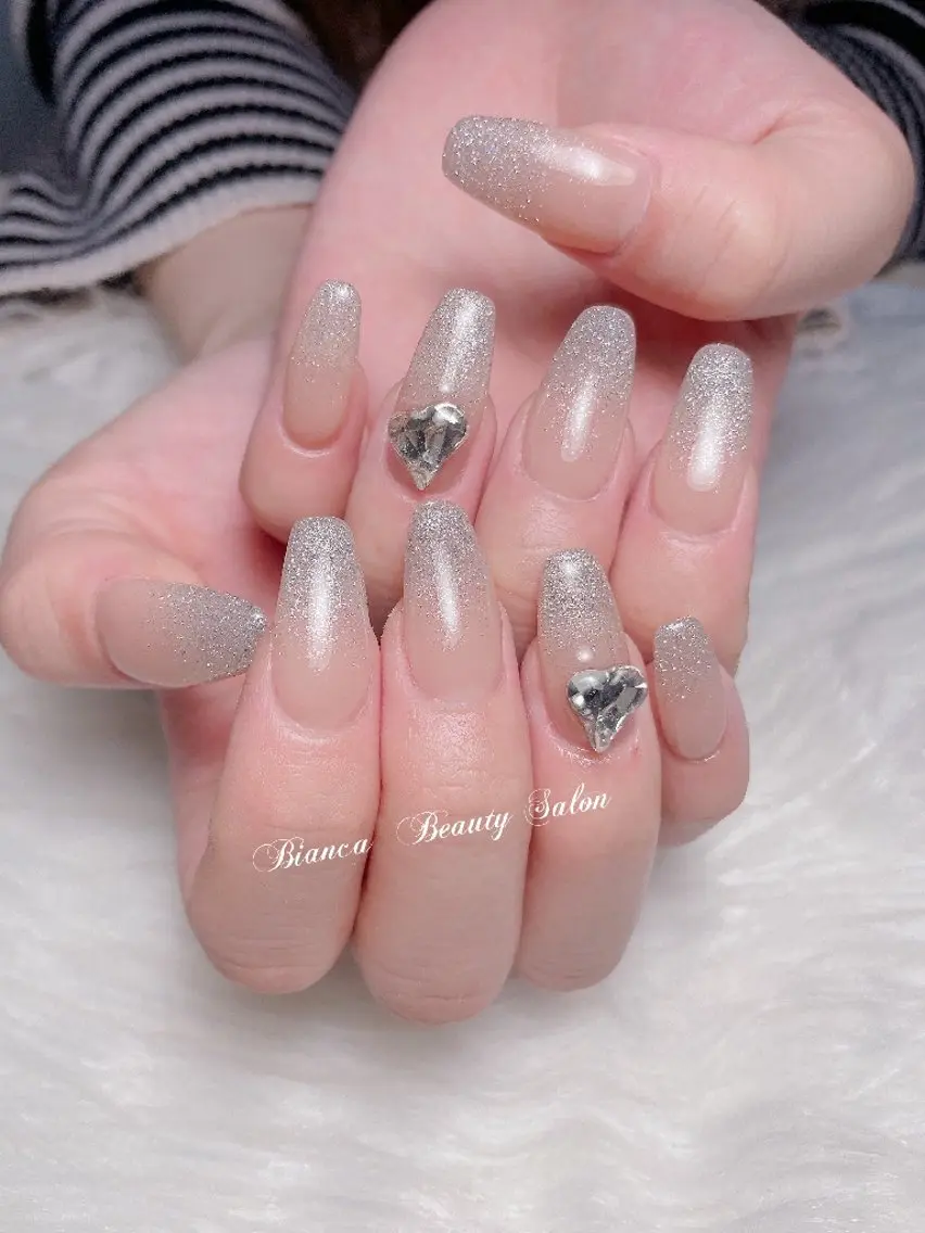 ネイル ハンドネイル ハンドケア Bianca 大山のネイルデザイン