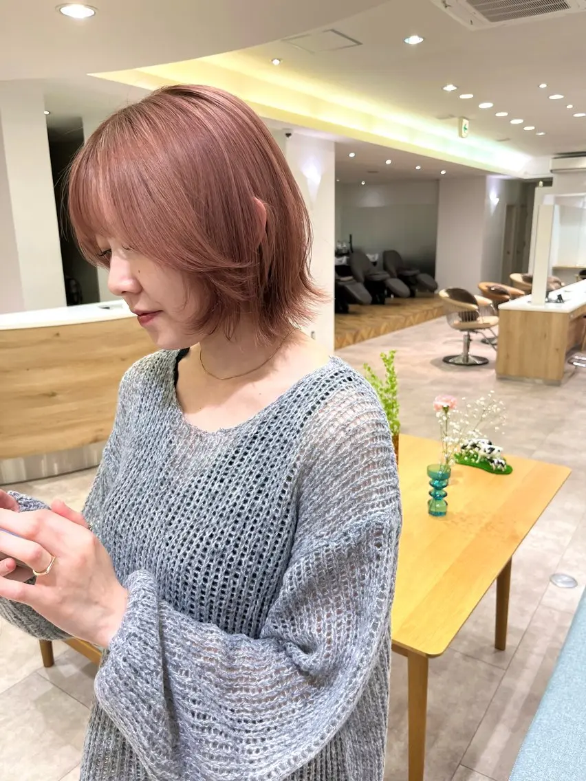 ショート ボブ 顔周りカット 伸ばしかけ レイヤーカット cana 札幌レイヤースタイルのヘアスタイル