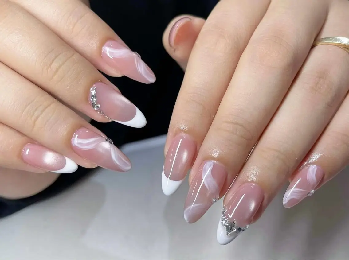 ネイル 長さ出し フットネイル ジェルネイル 韓国ネイル マグネットネイル ハンドネイル YMT NailStudioのネイルデザイン