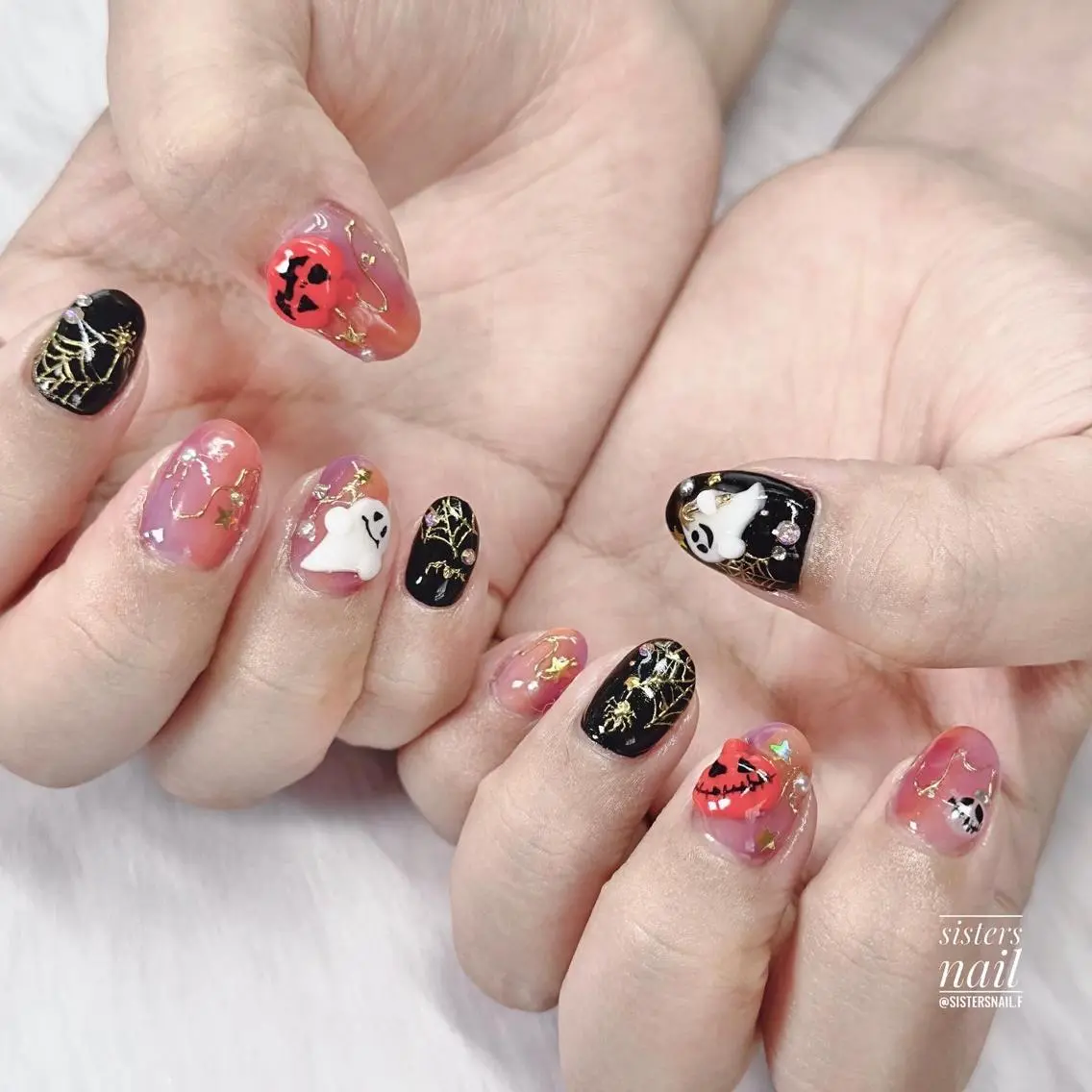 ネイル アートネイル ハロウィン ニュアンスネイル 冬ネイル sisters nail.fのネイルデザイン