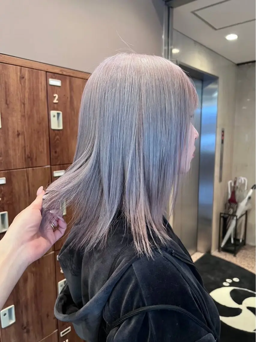 カラー ハイトーンカラー ヘアカラー トリートメント 《海外ヘア》艶カラー Mariaのヘアスタイル
