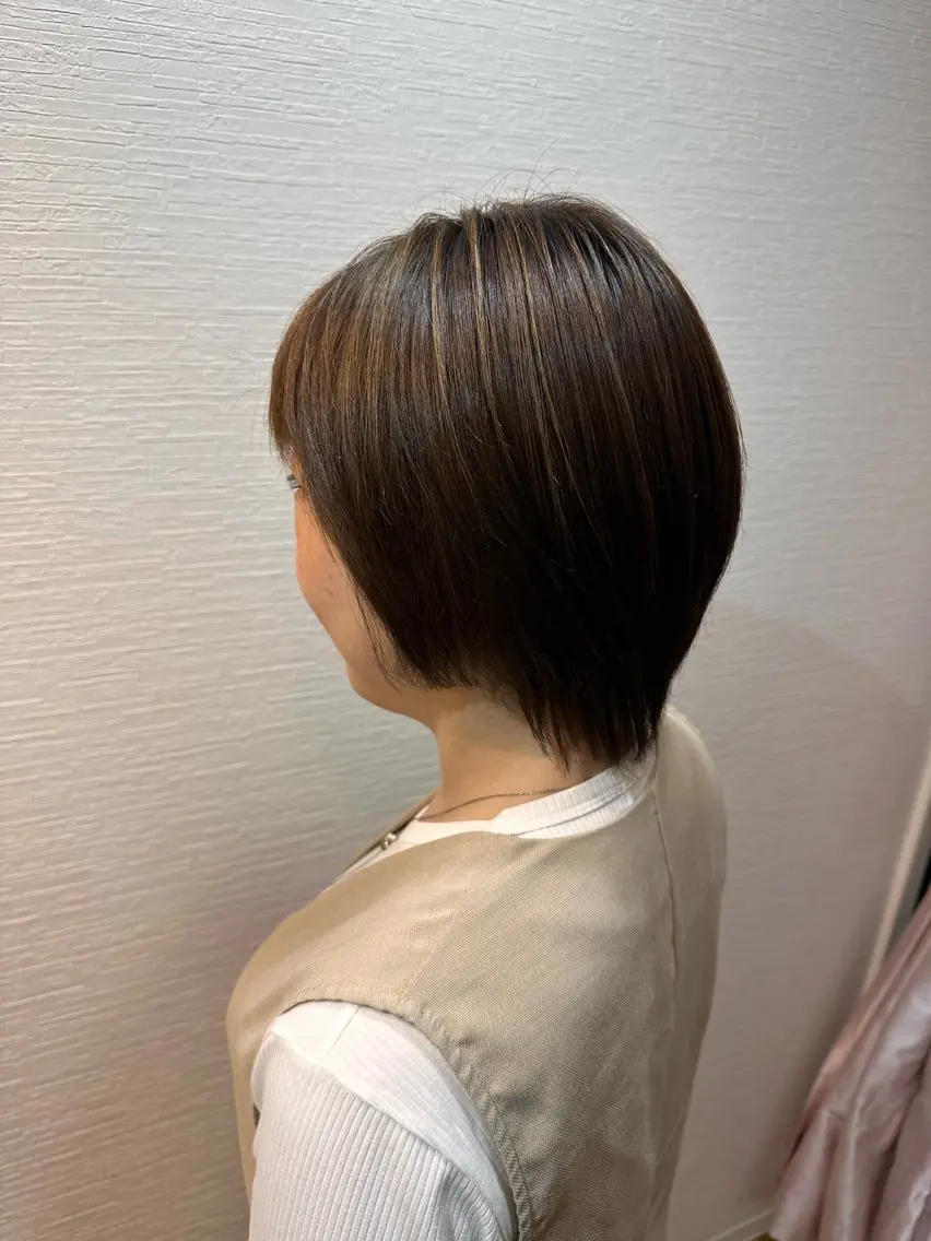 ショート カラー ハイライトカラー ハイライト 渡部 楓葉のヘアスタイル